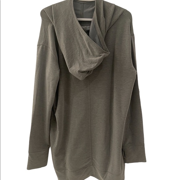 Gap Fit light grey sweatshirt - tunic length - size XL- never worn NWOT - Picture 4 of 7